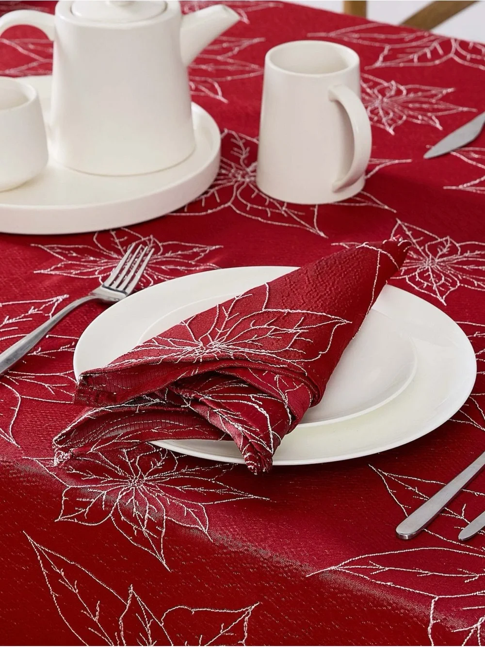 Laura Ashley Red Embroidered Leaf Table Napkins Set of 6